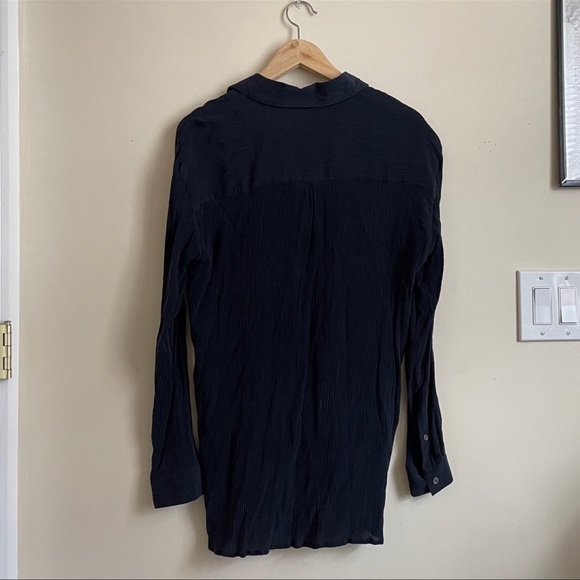 Vintage Liz Claiborne Collection 100% Silk, collared button down - Picture 5 of 5